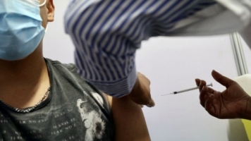 Covid-19 l'obligation vaccinale divise à La Réunion. Image 1